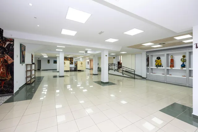 Espectacular local comercial en Nuevo Acceso a la Alhambra,  - foto 3