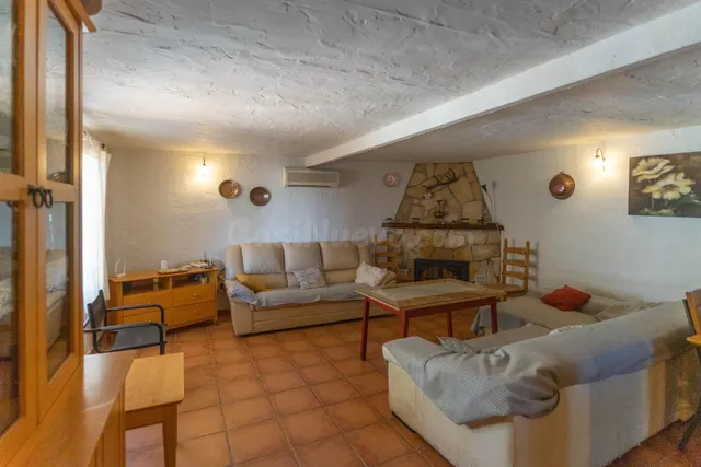 CASA DE CAMPO CON CHIMENEA, PISICINA Y BARBACOA CERCA DEL PU - foto 4