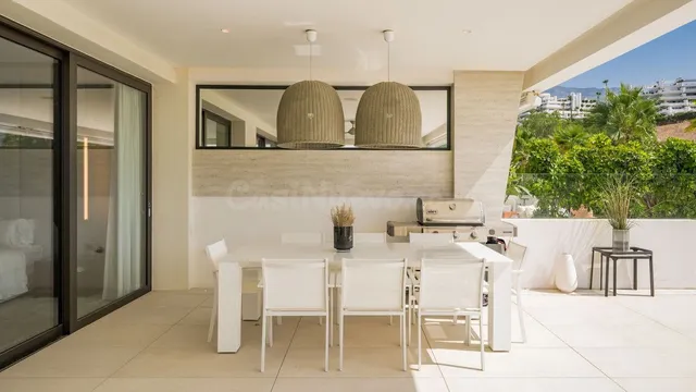 Apartamento 4 habitaciones 285m² en venta - Guadalmina Baja — 4