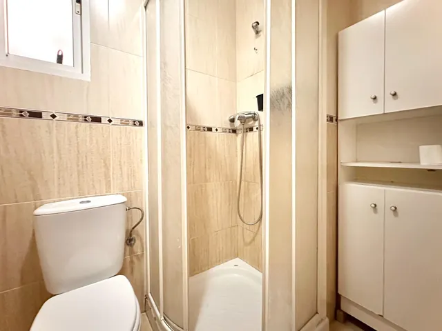 Piso en venta en Avenida Dilar — 27
