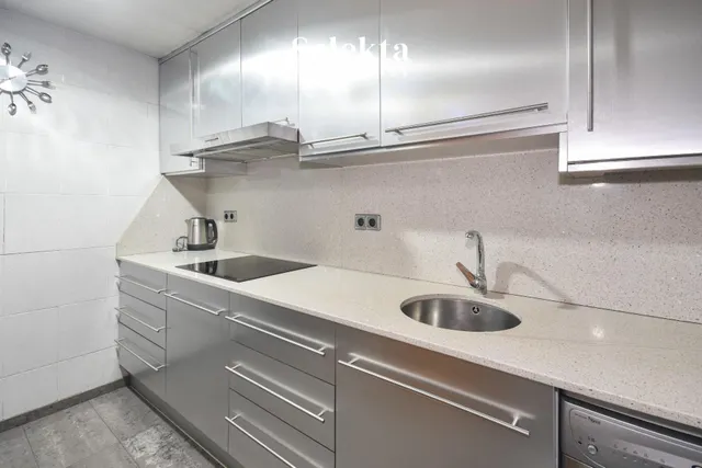 Apartamento 1 habitación 62m² en alquiler - El Camp de l`Arpa del Clot — 15