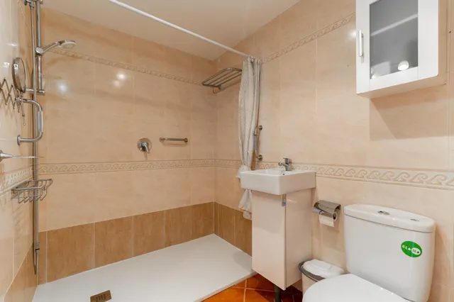 Apartamento frontal en el Paseo Marítimo del Torreón - Benicasim — 35