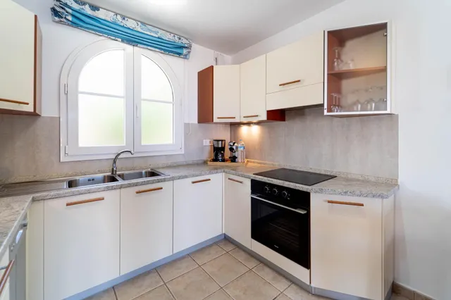 Exclusivo apartamento con amplia terraza y vistas al mar en Loma Verde — 24