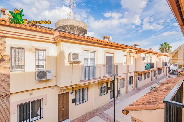 Casa adosada de 3 dormitorios en la entrada de Hijar + APARCAMIENTO. — 16
