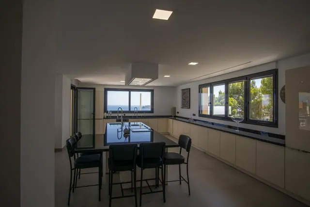 Villa 5 habitaciones 680m² en venta - Urbanizaciones — 16