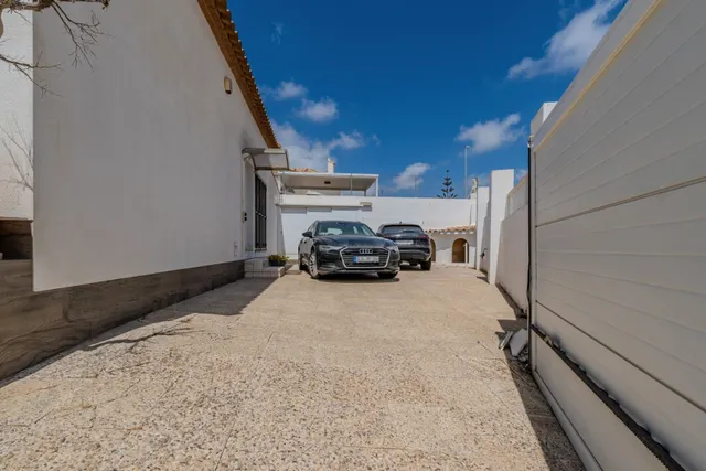 Villa 3 habitaciones 270m² en venta - La marina — 44