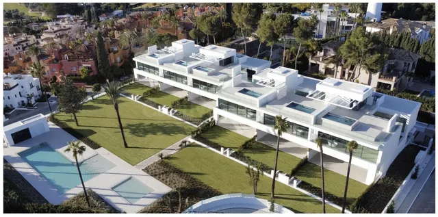 Adosado 4 habitaciones 442m² en venta - Marbella