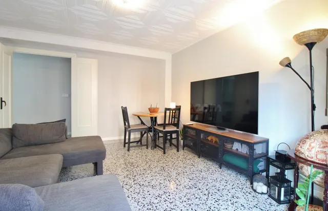 ¡Oportunidad única de inversión en Alicante! Piso en venta e - foto 5