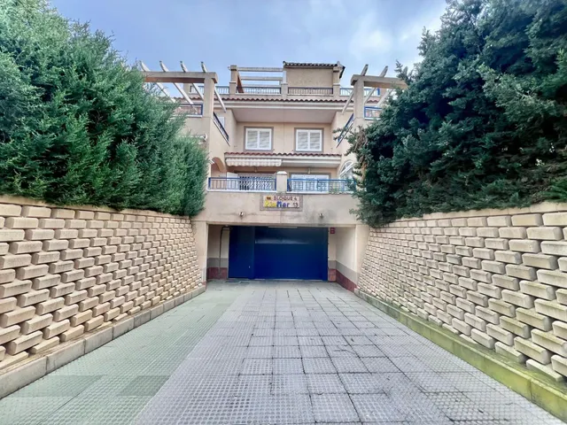 BUNGALOW DE 2 DORMITORIOS Y 1 BAÑO EN PILAR DE LA HORADADA ( - foto 5
