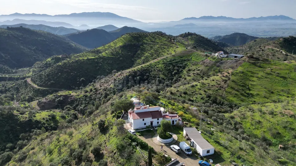 Finca rústica 6 habitaciones 371m² en venta - South of spain