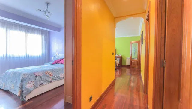 Amplia vivienda de 3 habitaciones en el centro de Irún — 8