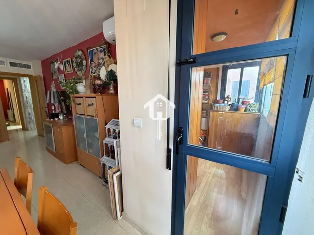 Piso en venta en san vicente del raspeig, 188 m2, 4 habitaciones, 2 baños, garaje, piscina, áreas verdes — 24
