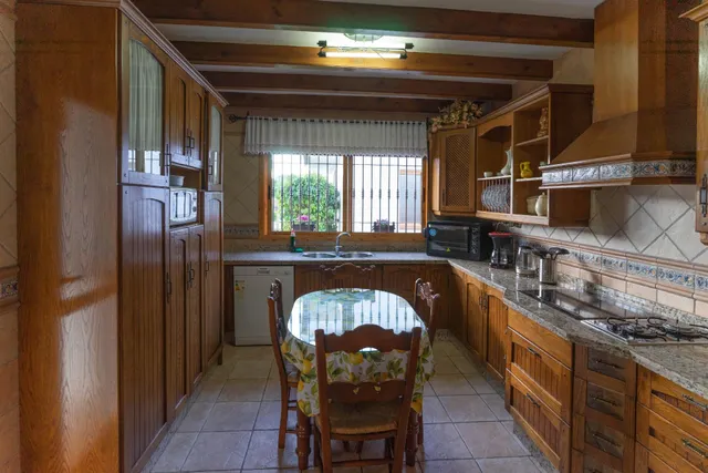 CHALET INDEPENDIENTE CON PISICINA Y BARBACOA — 9