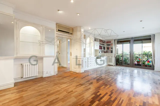 PISO A LA VENTA JUNTO A LA PLAZA DEL AYUNTAMIENTO