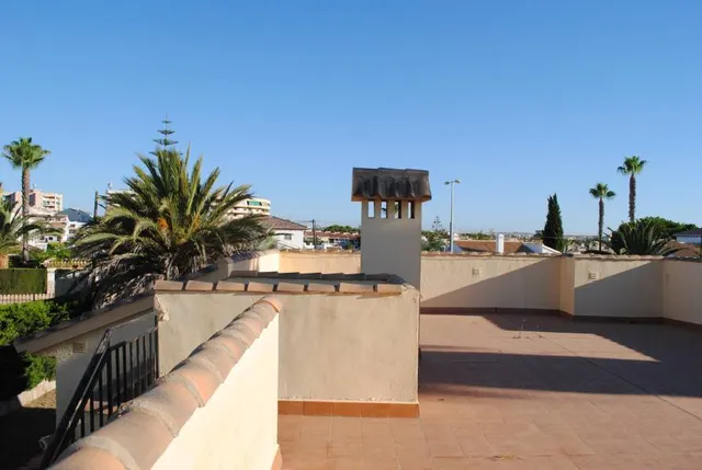 Parcela con proyecto de chalet en Cabo Roig — 33
