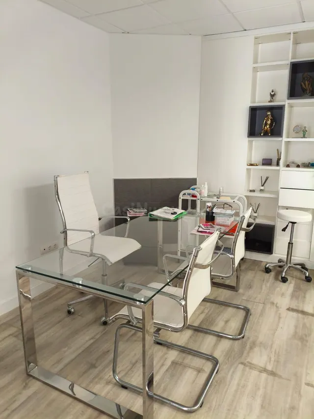 VENDE: LOCAL PONIENTE -NEGOCIO O VIVIENDA. - foto 4