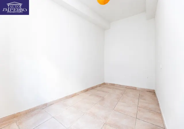 ☀️ Luz, balcón y ubicación: una oportunidad única en Acera de San Ildefonso — 18
