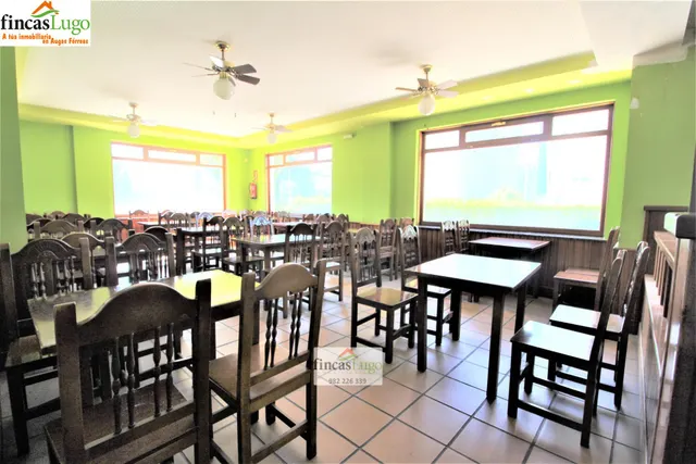 CAFETERÍA-RESTAURANTE EN ZONA UNIVERSITARIA — 4