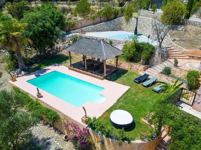 Villa 3 habitaciones 370m² en venta - Xirles