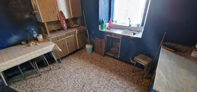 CASA DE PIEDRA CON TERRENO OPARA REFORMAR EN OUTES — 6