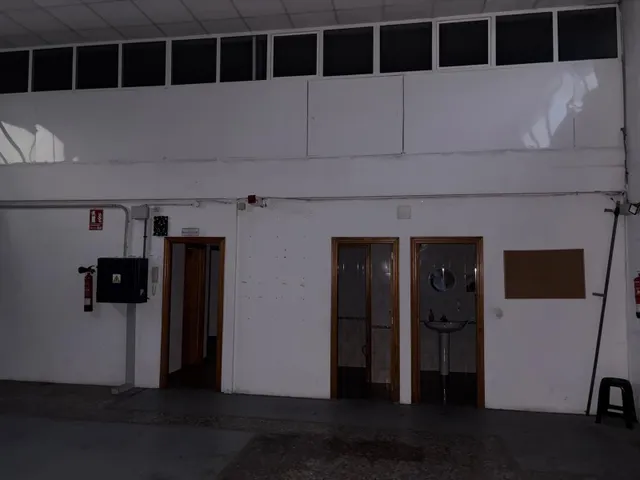 NAVE INDEPENDIENTE DIÁFANA DE 350M2 — 11