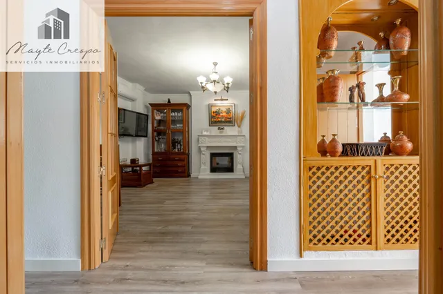 CHALET CON PISCINA Y JARDÍN A SOLO 10 MINUTOS DE GRANADA — 23
