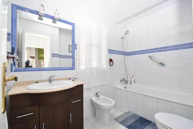 CHALET INDEPENDIENTE EN COSTA SANCTI PETRI A 700 METROS DE LA PLAYA — 22