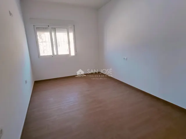 SE VENDE CHALET DE OBRA NUEVA AL LADO DEL PUEBLO DE MACISVENDA-ABANILLA — 7