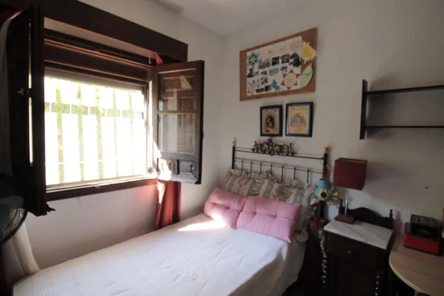 CHALET EN VENTA EN URBANIZACIÓN ROSALEDA DE LA PLATA — 18
