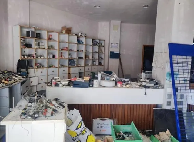 Oportunidad de inversión en zona estratégica: Local de 500 m2 en Gandía — 10