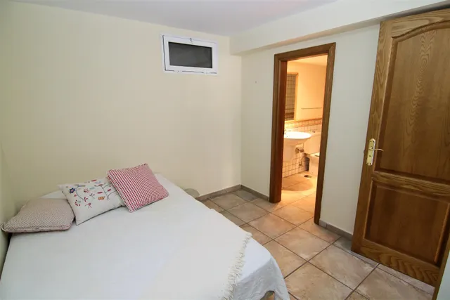 MONTAÑA LA DATA - casa con jardin y espectaculares vistas — 24