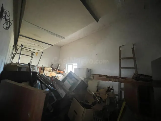LOCAL CON POSIBILIDAD DE HACER CAMBIO DE USO EN CASAR DE CÁC - foto 5