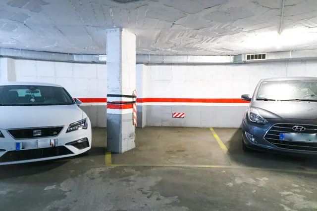 Plaza de parking en Prat de la Riba — 16