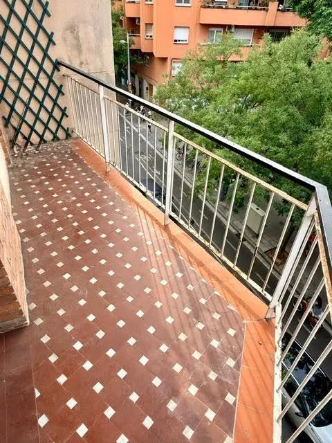 Luminoso piso totalmente exterior de 3 habitaciones con ascensor — 20