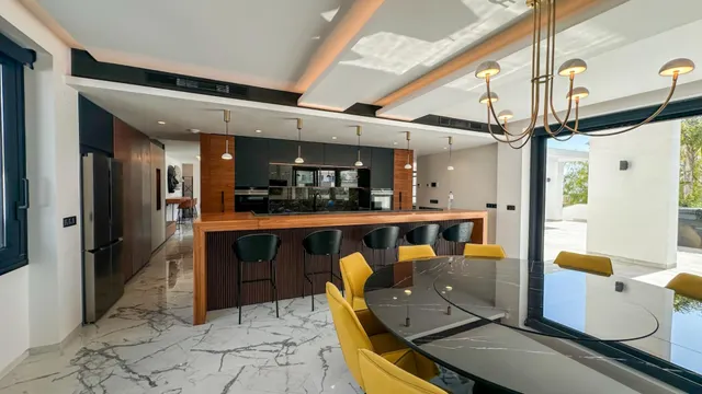 Villa 4 habitaciones 527m² en venta - Villamartin — 48