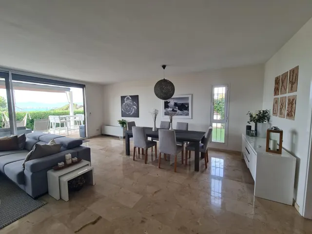 Alquiler temporal: Chalet en primera línea en Son Verí con vistas al mar — 5