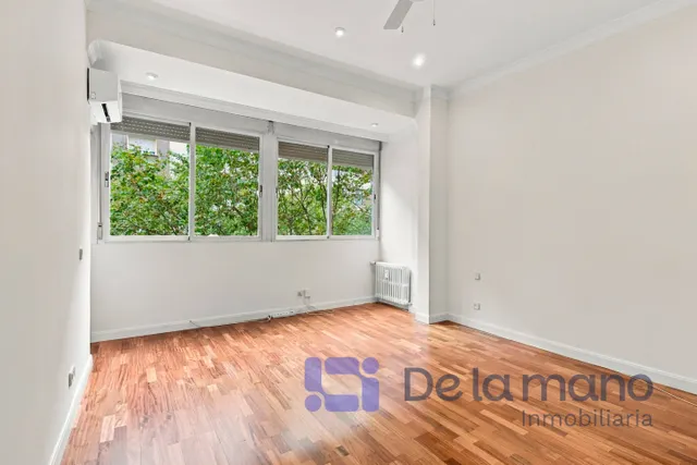 VIVIENDA SEÑORIAL ACTUALIZADA IDEAL PARA PAREJAS CON O SIN HIJOS — 13