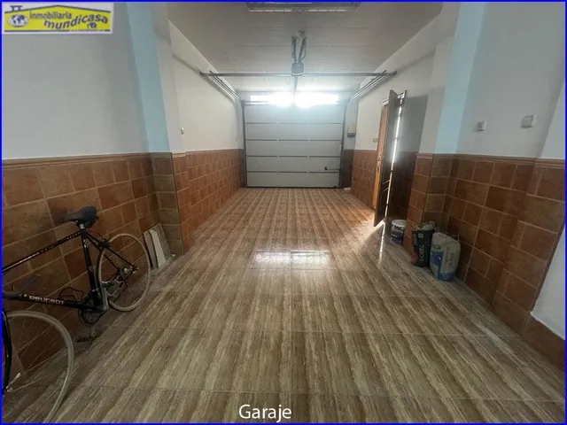 Amplia Casa en el Centro de Santomera - Oportunidad Única por €320,000 — 23