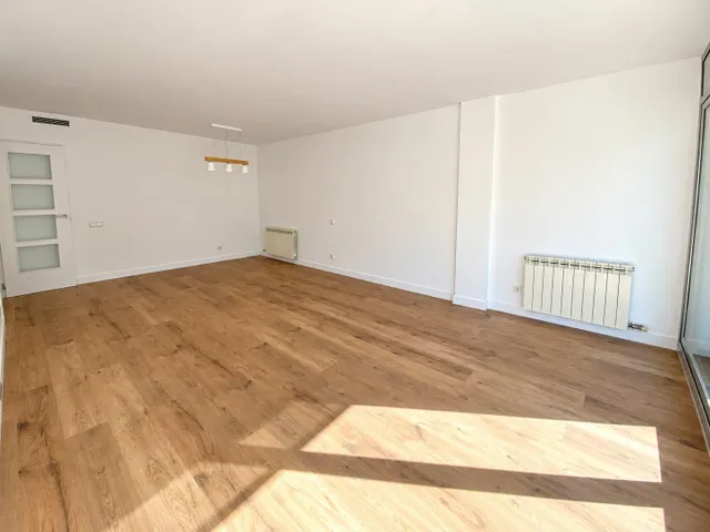 NUEVO PRECIO · Piso en el centro de Alella con terraza al sur, piscina, parking y trastero — 29
