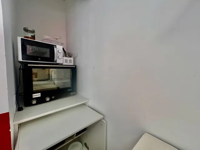 SE TRASPASA BAR EN PLENO FUNCIONAMIENTO — 8