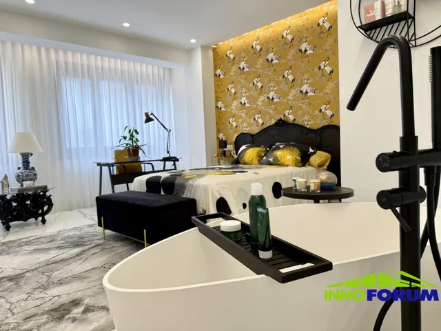 Impresionante reforma de diseño a estrenar en pleno Cuatro C - foto 2