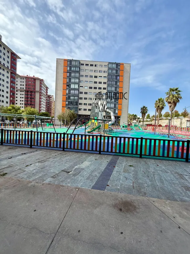 Despacho 1 habitación 67m² en venta - Navia — 42