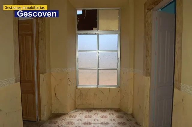 VENTA VIVIENDA PLANTA BAJA — 16