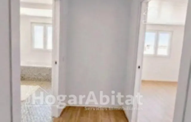 REFORMADA Y ACOGEDORA CON BUHARDILLA Y TERRAZA — 25