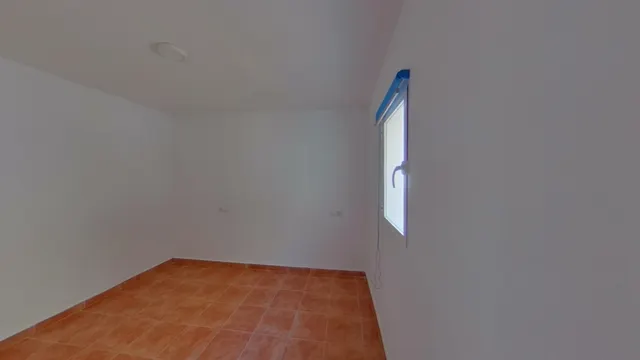 Venta de Vivienda en Marbella, Málaga. Activo Inmobiliario Sin Posesión / Alquilada / No se Puede Visitar. — 15