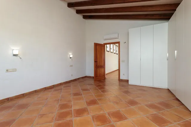 Casa rústica con amplio terreno en Santa Maria del Camí — 31