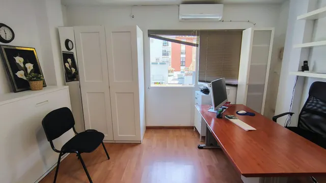 OFICINA EN EN CENTRO — 6