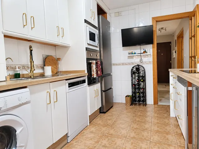 Tu próximo plan empieza en este patio: casa en Ambroz — 10