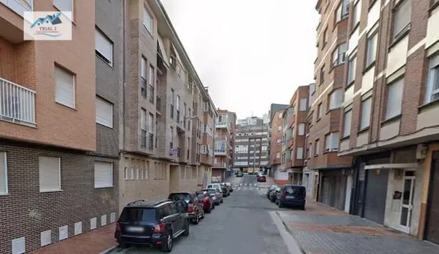 VENTA PISO EN PONFERRADA - LEÓN — 2