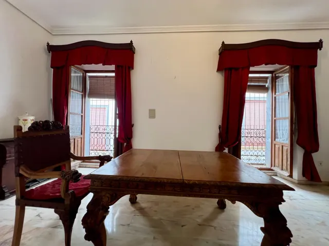 C. EXCLUSIVA CASA EN LA JUDERÍA A 5 MINUTOS DE LA MEZQUITA-CATEDRAL CON GARAJE Y ASCENSOR — 31